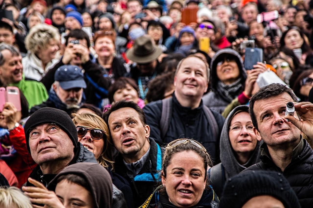 people, faces, man-740259.jpg